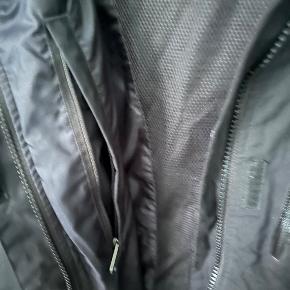 Marmot Women’s Lightweight Jacket - image 4